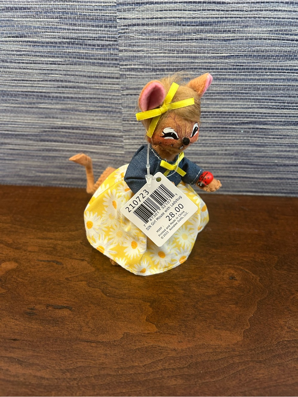 NWT Annalee Yellow Daisy Dress Mouse Figurine